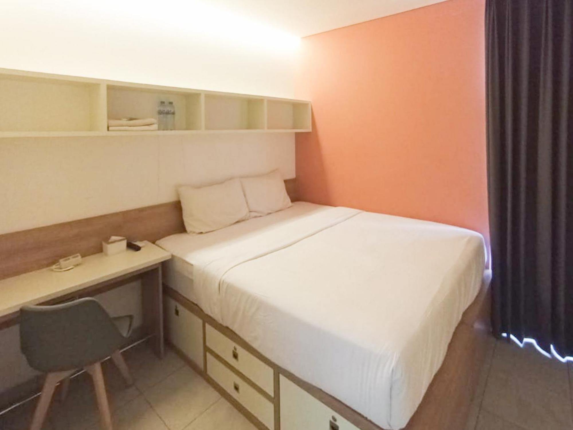 Hotel Ofo Kost Premium Kampung Inggris Pare Syariah Mitra Reddoorz Exterior foto
