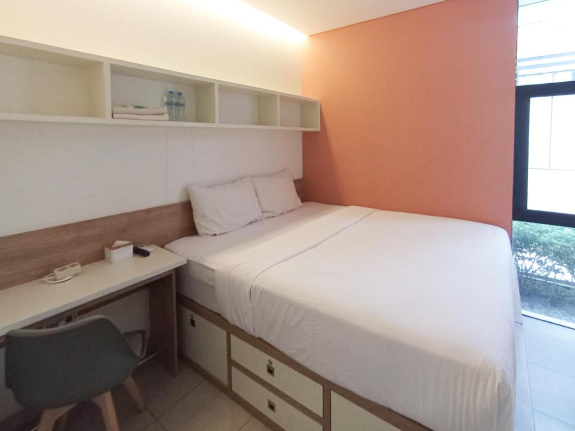 Hotel Ofo Kost Premium Kampung Inggris Pare Syariah Mitra Reddoorz Exterior foto