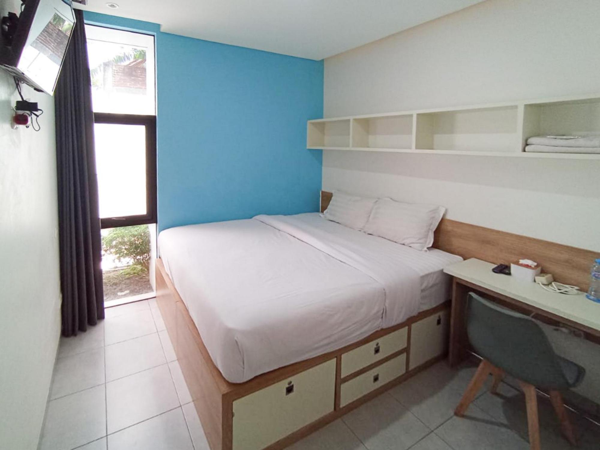 Hotel Ofo Kost Premium Kampung Inggris Pare Syariah Mitra Reddoorz Exterior foto